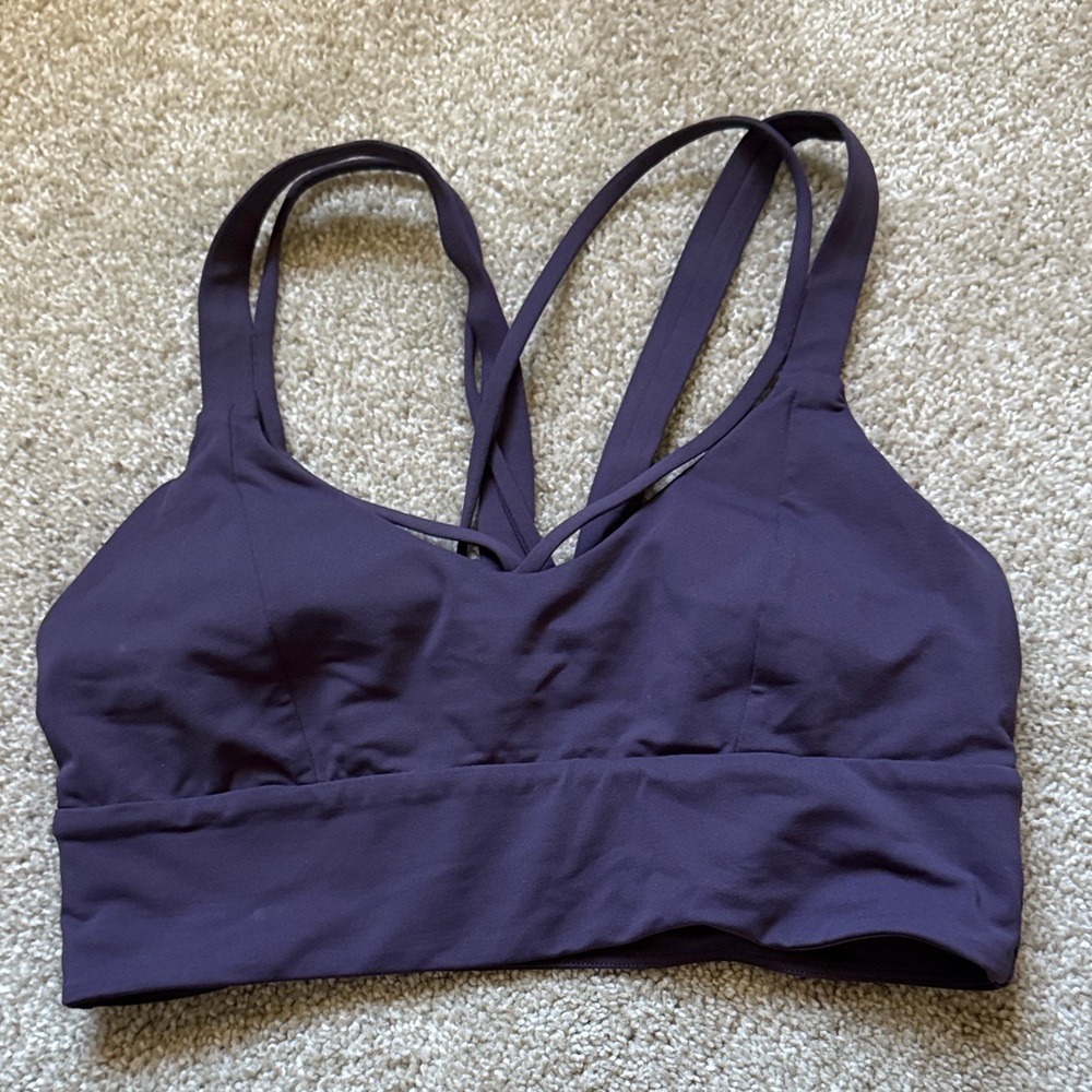 Lululemon sports bra